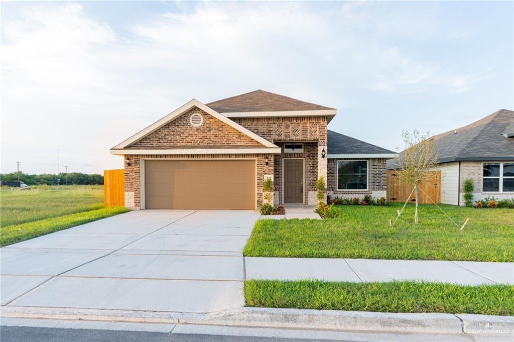 22 Olympic St in Edinburg, TX - Building Photo