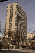 2930 N Sheridan Rd in Chicago, IL - Foto de edificio - Building Photo