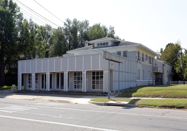 625 Bonham St in Paris, TX - Building Photo - Building Photo