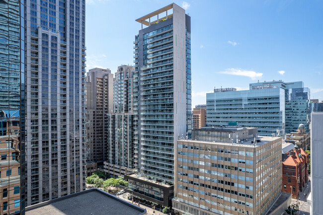 Lumiere Condominiums in Toronto, ON - Building Photo - Building Photo