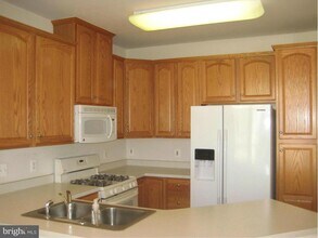 4142 Fairfax Center Creek Dr in Fairfax, VA - Building Photo - Building Photo