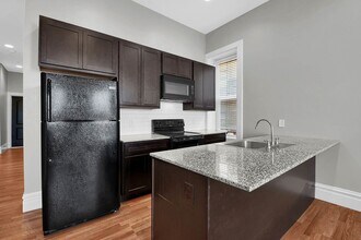 902 Barton St in St. Louis, MO - Building Photo - Building Photo