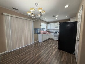 21507 E 43rd Pl in Denver, CO - Building Photo - Building Photo