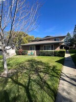 2113 Arroyo Ct in Pleasanton, CA - Building Photo