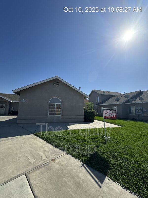property at 2924 S Sallee Ct