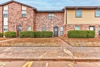 8075 NW 23rd St in Oklahoma City, OK - Building Photo - Building Photo