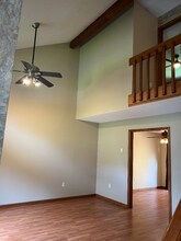 348 Boston Post Rd in Waterford, CT - Building Photo - Building Photo