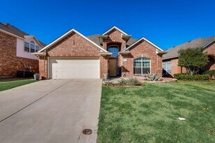 5860 Silver Sage Ln in Grand Prairie, TX - Building Photo