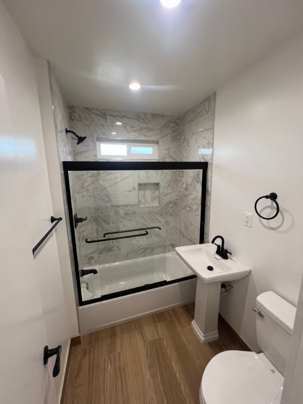 234 Normandie Ave in Los Angeles, CA - Building Photo - Building Photo