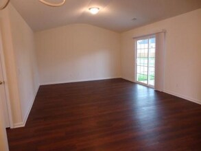 30 Miller Park Cir in Port Wentworth, GA - Building Photo - Building Photo