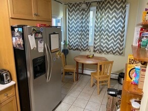 231 High St in Brookline, MA - Foto de edificio - Building Photo