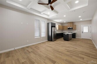 100 San Jose Dr, Unit 4 in Mission, TX - Building Photo - Building Photo