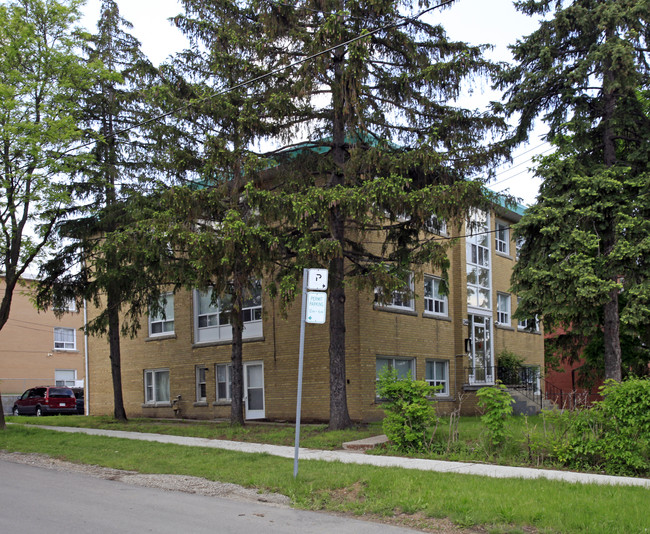 2348 Islington Ave in Toronto, ON - Building Photo - Primary Photo