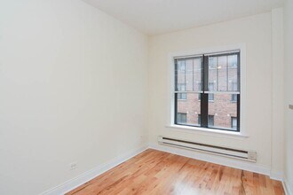 629 W Cornelia Ave in Chicago, IL - Building Photo - Building Photo
