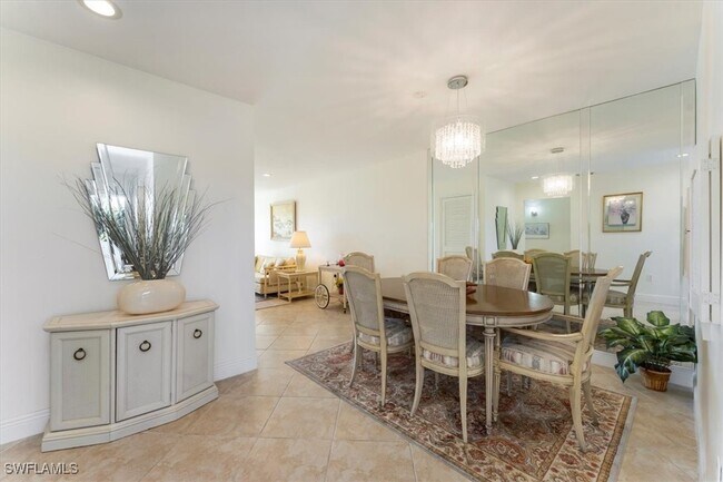 315 St Andrews Blvd in Naples, FL - Foto de edificio - Building Photo