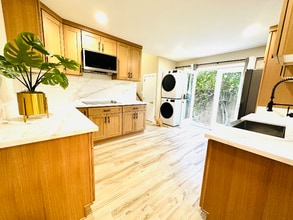 9382 Bixby Ave in Garden Grove, CA - Building Photo - Building Photo