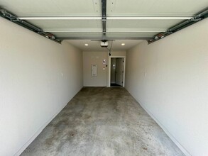 127 N Hawkstone Dr in Fayetteville, AR - Building Photo - Building Photo