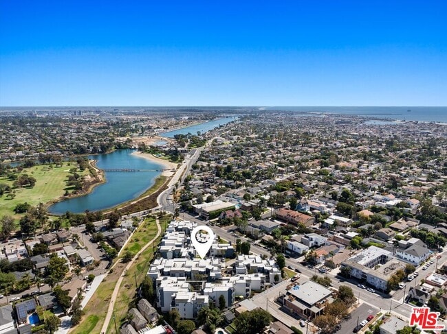 property at 4643 E 4th St