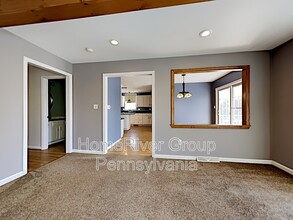 948 Northridge Dr in Seven Fields, PA - Building Photo - Building Photo