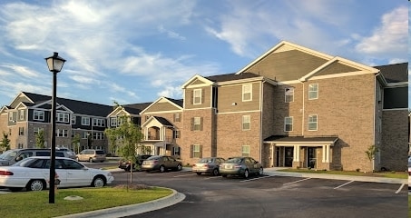 Crescent Villas in Florence, SC - Building Photo