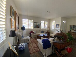 6906 Tradewinds Dr in Carlsbad, CA - Building Photo - Building Photo