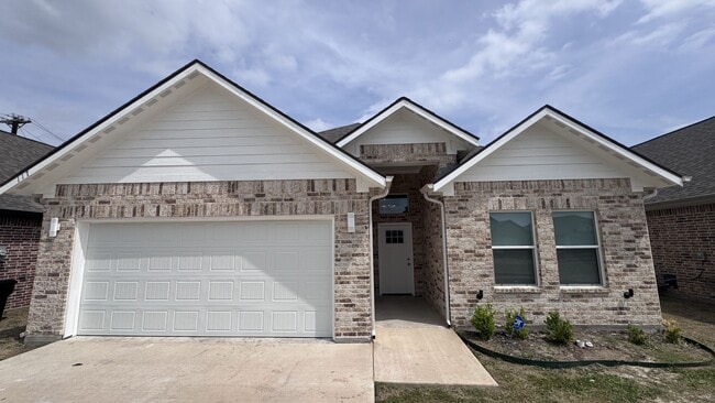 property at 117 Hessed St