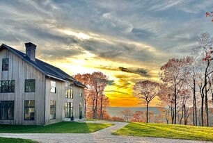 36 Yuza Mini Ln in Kent, CT - Building Photo