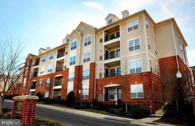 property at 4850 Eisenhower Ave