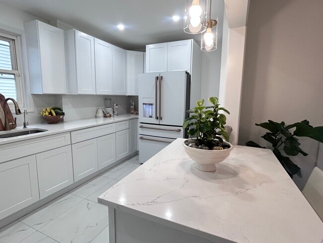 30 Park St in Ridgefield Park, NJ - Building Photo - Building Photo