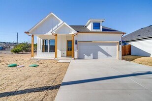 1406 Dorado Dr in Granbury, TX - Building Photo