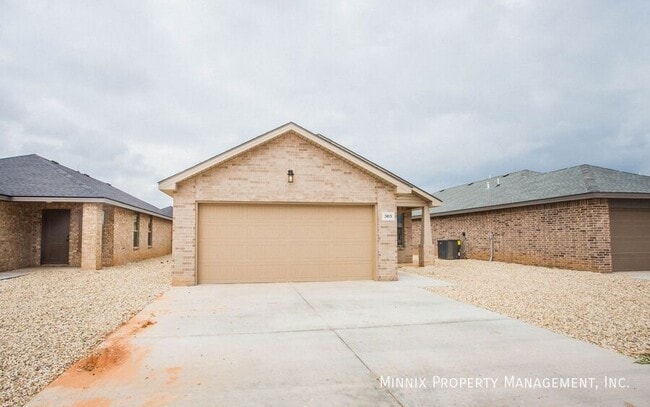 312 E 77th St in Lubbock, TX - Building Photo - Building Photo