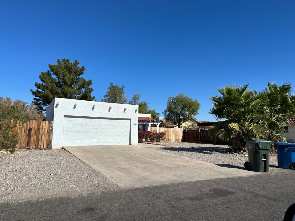 449 Roadrunner Dr in Bullhead City, AZ - Building Photo