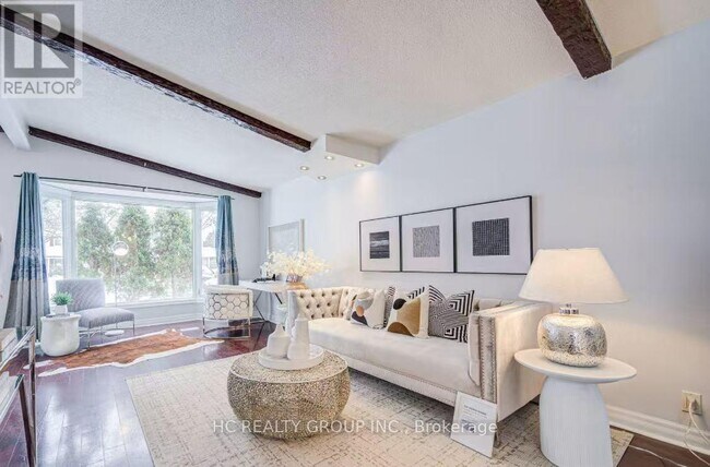 61 Kingslake Rd in Toronto, ON - Building Photo - Building Photo