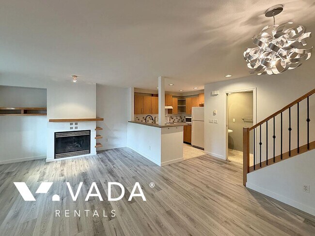 6863 Prenter St in Burnaby, BC - Building Photo - Building Photo