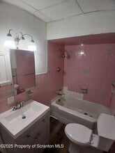 1729 Church Ave, Unit 1 in Scranton, PA - Building Photo - Building Photo