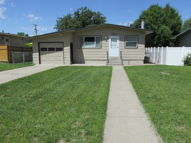 property at 1913 16th Ave S