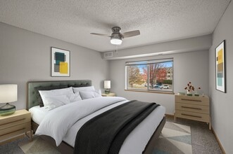 Powers Ridge Rental Condos in Chanhassen, MN - Foto de edificio - Building Photo