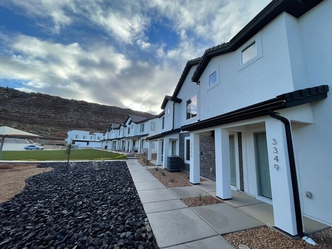 3353 E Dance Hall Ln in Washington, UT - Building Photo - Building Photo