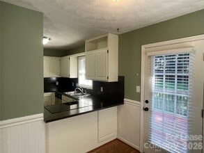 23 44th Ave Pl NE in Hickory, NC - Building Photo - Building Photo