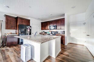 39 Red Spg Pl in Saratoga Springs, UT - Building Photo