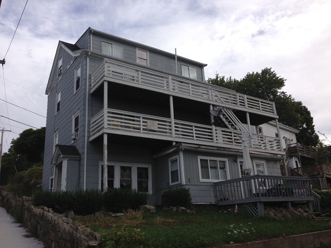 20 Blynman Ave in Gloucester, MA - Building Photo