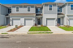 3242 Watts Ter in Davenport, FL - Building Photo