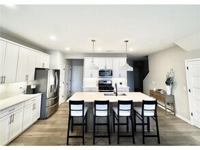 5382 94th Ln N in Brooklyn Park, MN - Building Photo - Building Photo