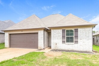 9450 Darren Cir S in Cordova, TN - Building Photo - Building Photo