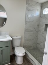 77 J St in Chula Vista, CA - Building Photo - Building Photo