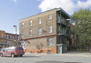 2501 Frontenac in Montréal, QC - Building Photo - Building Photo