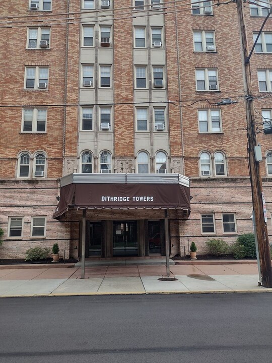 144 N Dithridge St in Pittsburgh, PA - Building Photo
