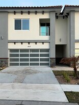 1807 Brentwood Ct in Davenport, FL - Building Photo