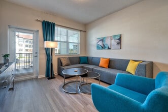 4012 Breakview Dr in Orlando, FL - Building Photo - Building Photo
