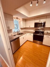 2050 Oleander Blvd in Fort Pierce, FL - Building Photo - Building Photo